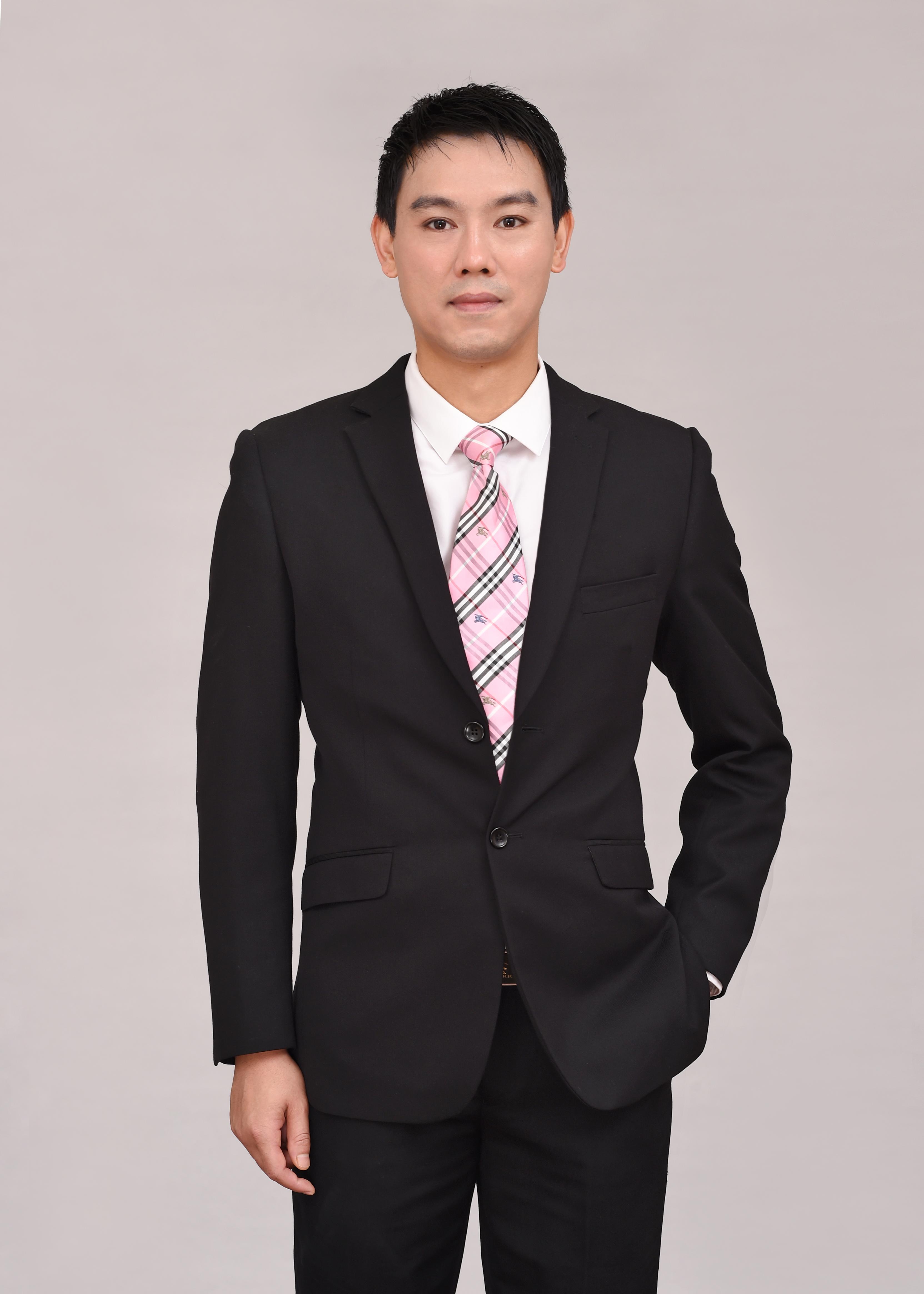 褚百胄 联合创始人 & 首席运营官